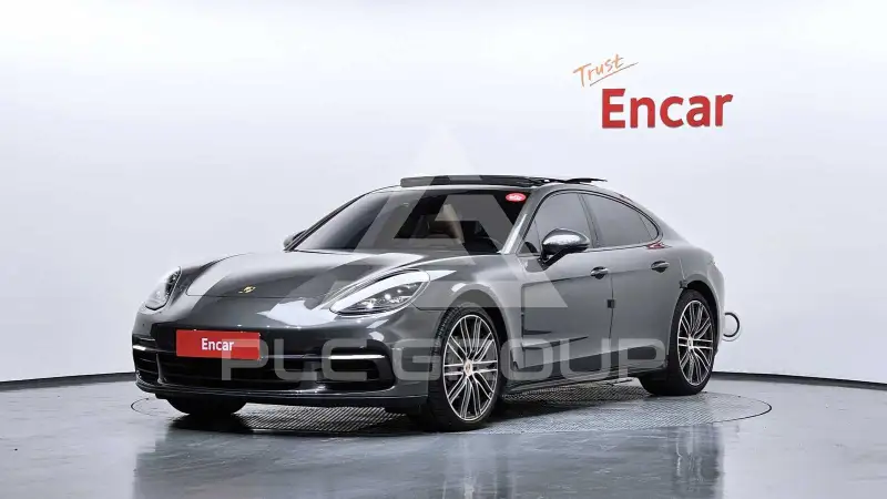2018 Porsche Panamera