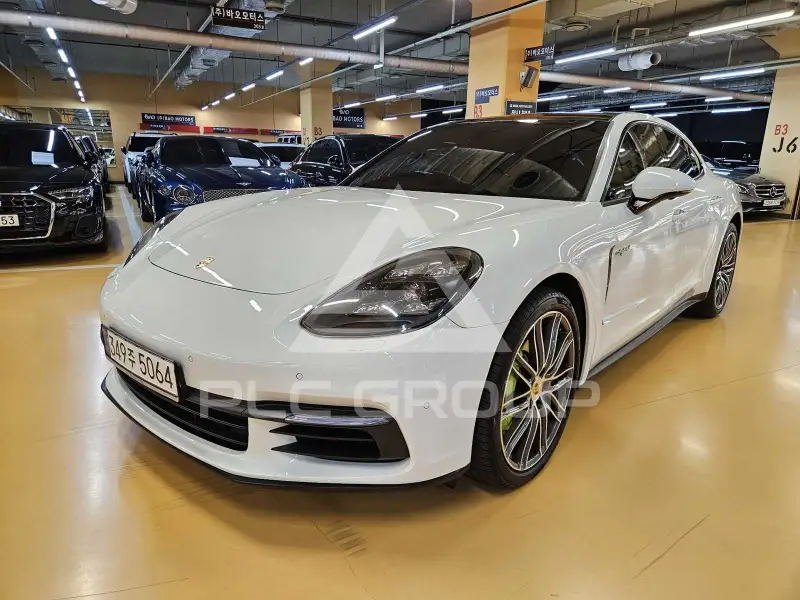 2018 Porsche Panamera