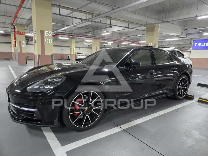 2018 Porsche Panamera