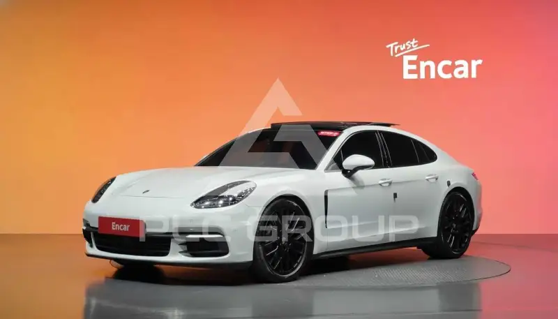 2018 Porsche Panamera