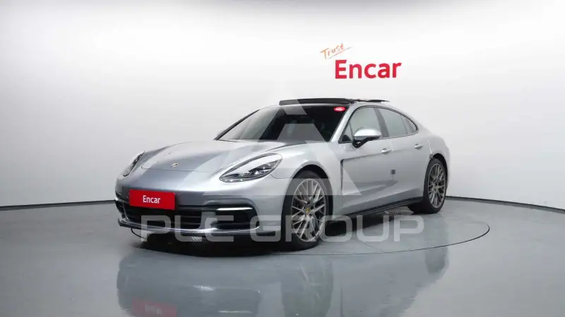 2018 Porsche Panamera