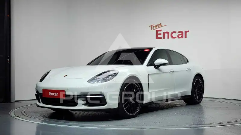 2018 Porsche Panamera