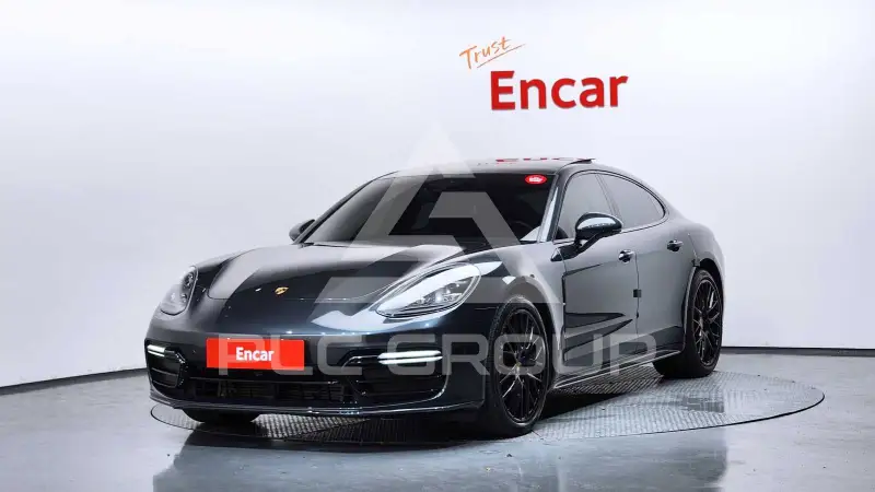 2018 Porsche Panamera
