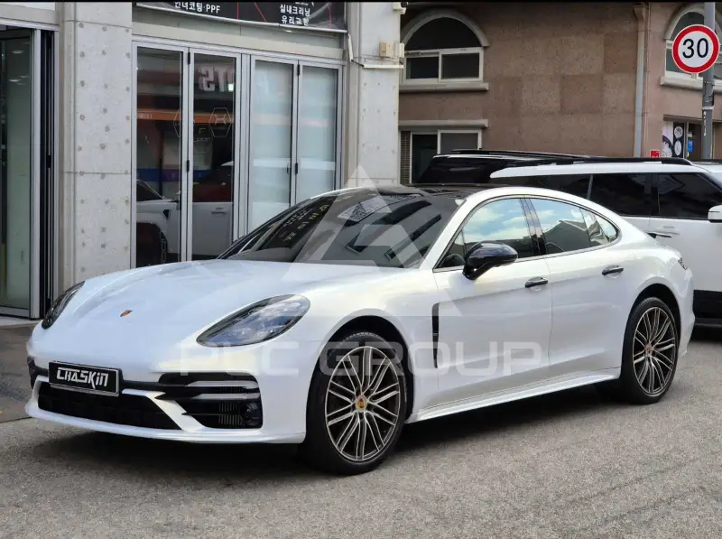 2018 Porsche Panamera