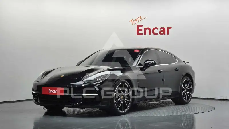 2018 Porsche Panamera