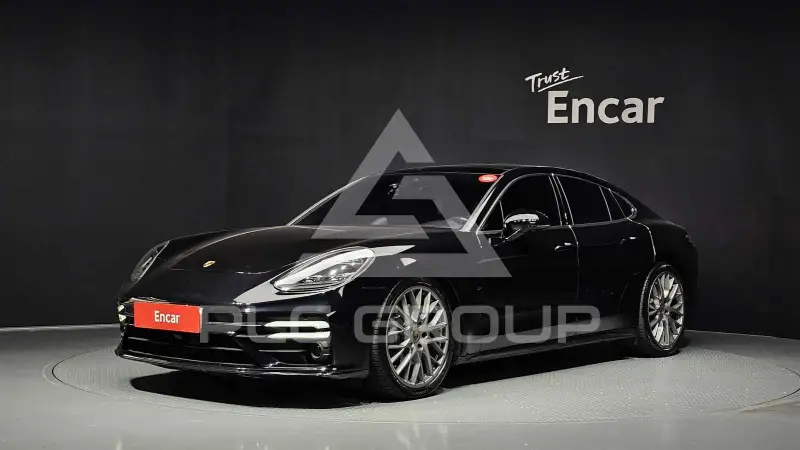 2018 Porsche Panamera