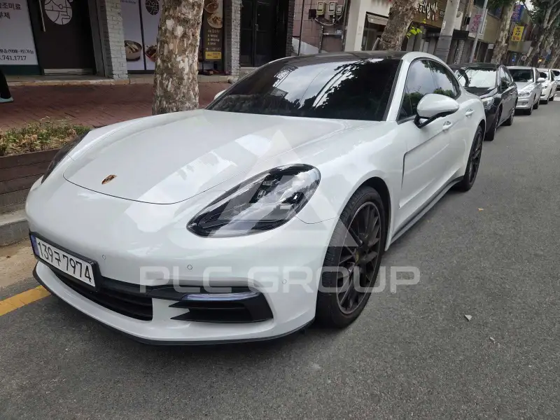 2018 Porsche Panamera