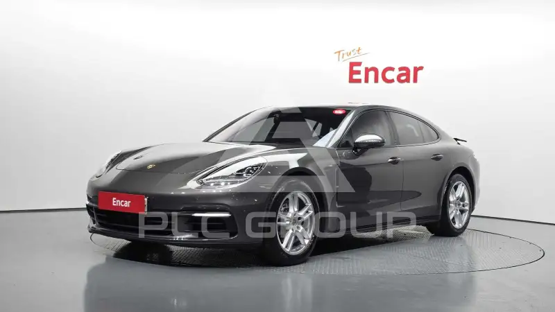 2018 Porsche Panamera