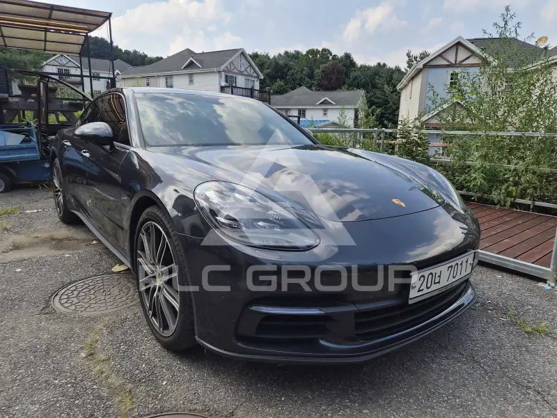 2018 Porsche Panamera