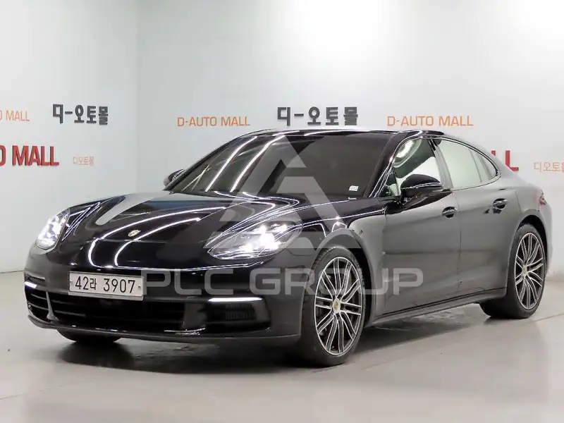 2018 Porsche Panamera