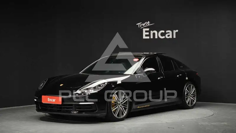 2018 Porsche Panamera