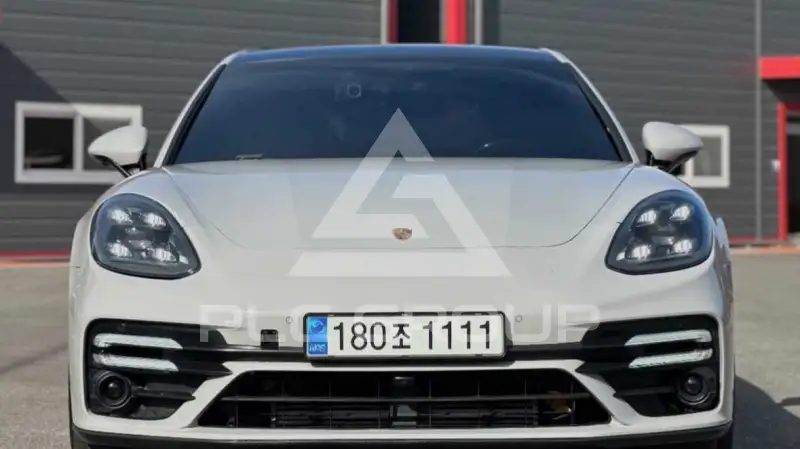 2018 Porsche Panamera