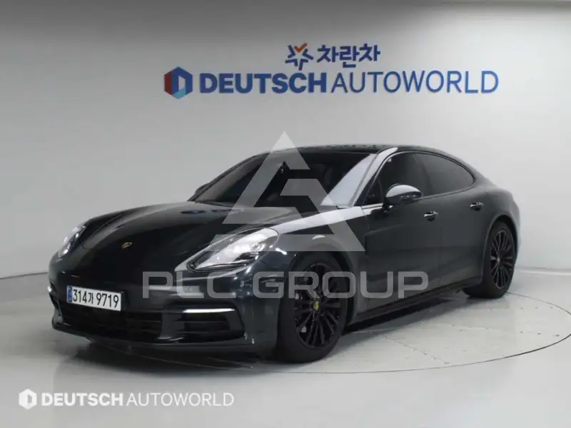 2018 Porsche Panamera