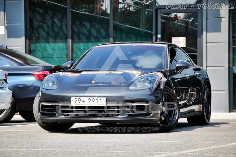 2018 Porsche Panamera