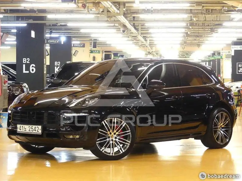 2018 Porsche Macan