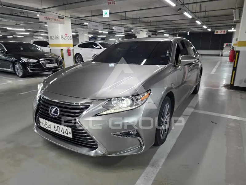 2018 Lexus ES