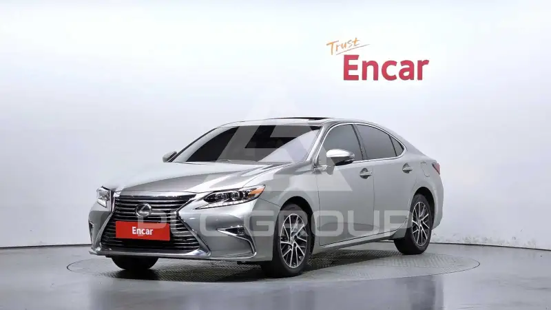2018 Lexus ES