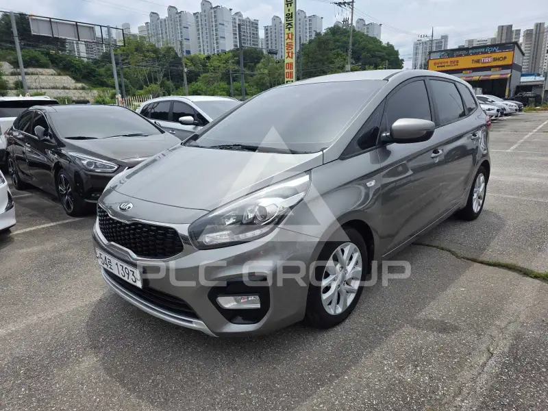 2018 KIA Carens