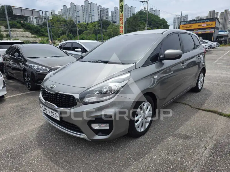 2018 KIA Carens