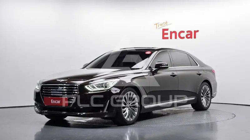 2018 Genesis EQ900