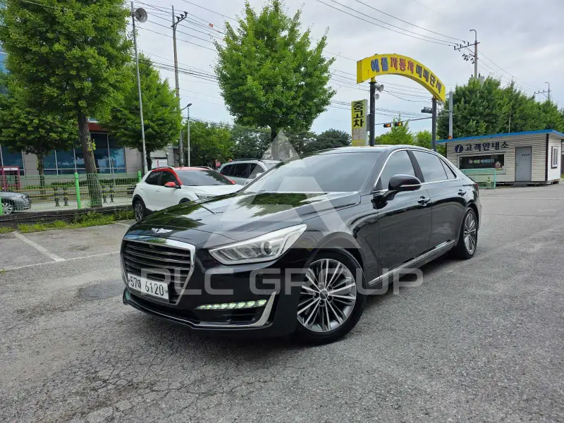 2018 Genesis G90