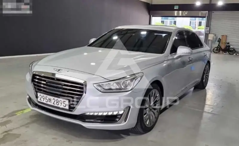 2018 Genesis G90