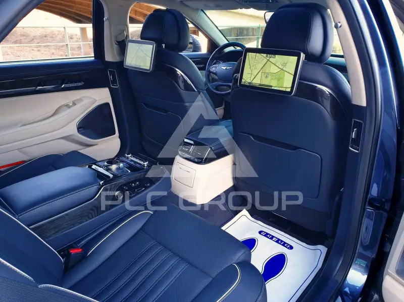 2018 Genesis G90