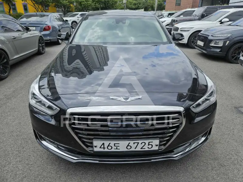2018 Genesis G90