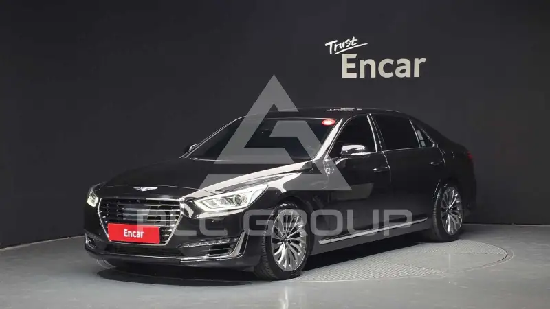 2018 Genesis G90