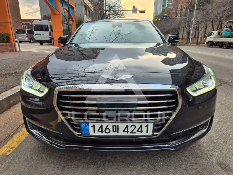 2018 Genesis G90