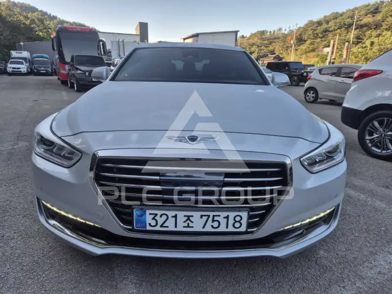 2018 Genesis G90