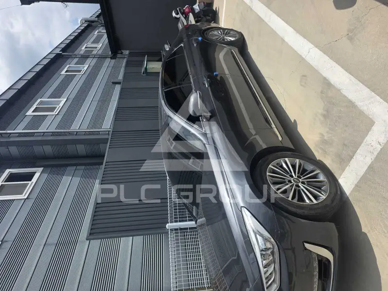 2018 Genesis G90