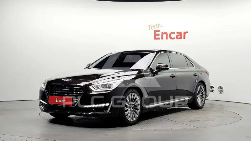 2018 Genesis EQ900