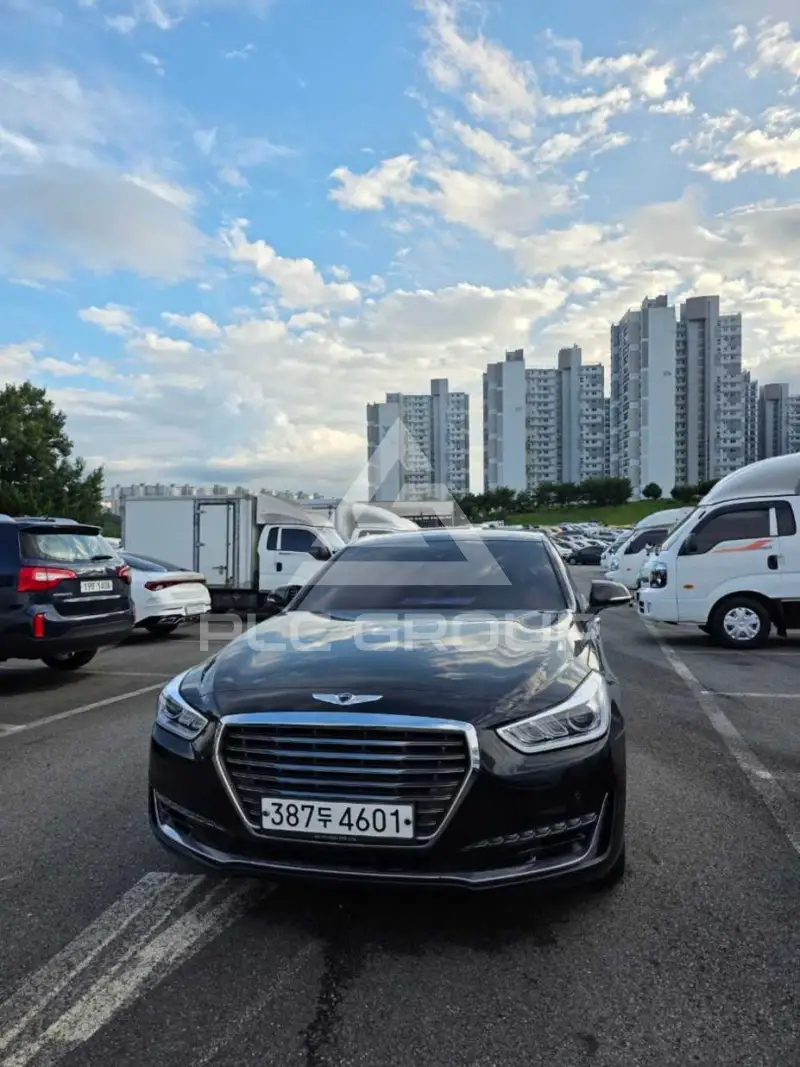 2018 Genesis G90