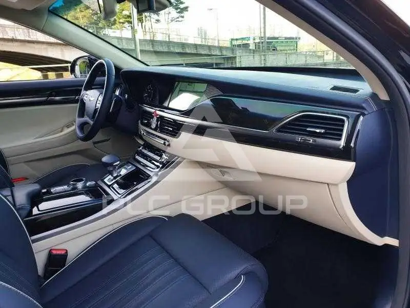 2018 Genesis G90