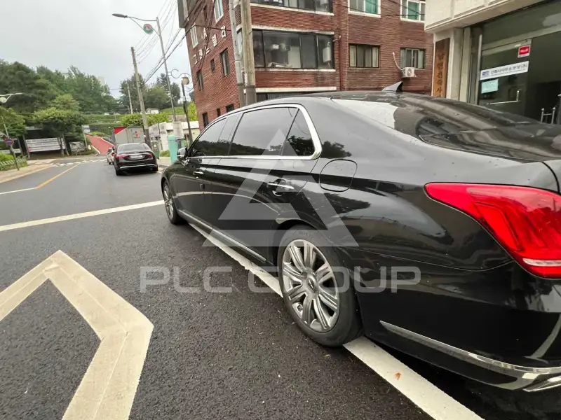2018 Genesis G90