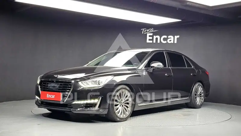 2018 Genesis G90