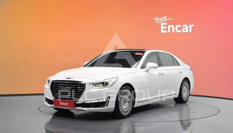 2018 Genesis EQ900