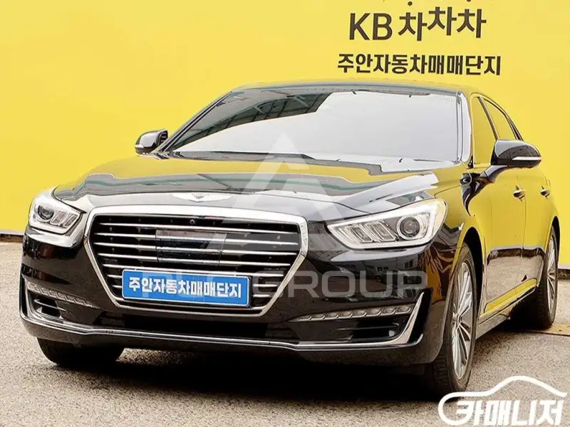 2018 Genesis G90