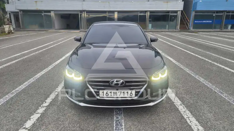 2018 Hyundai Grandeur