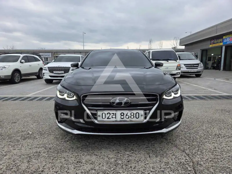 2018 Hyundai Grandeur
