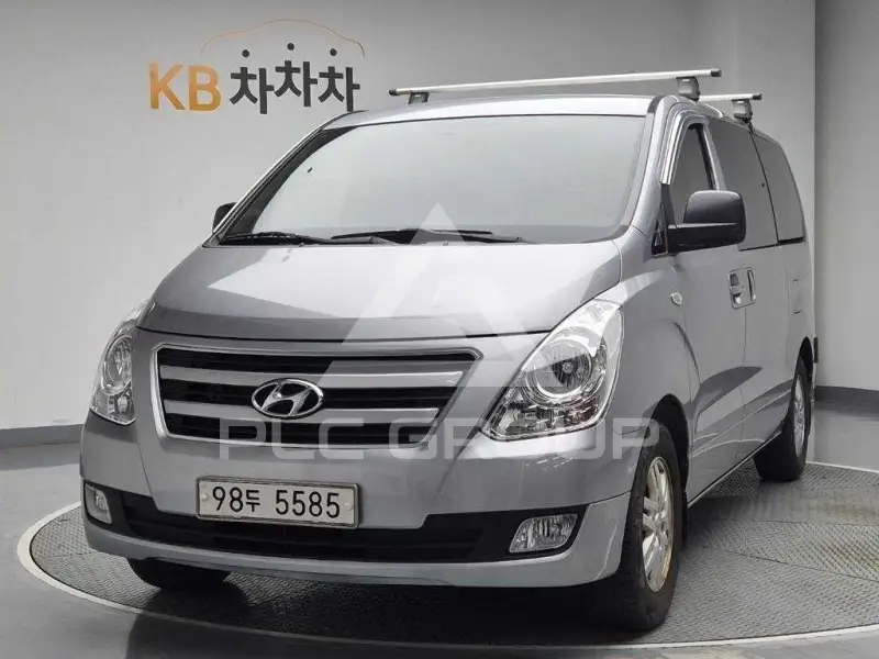 2018 Hyundai Starex