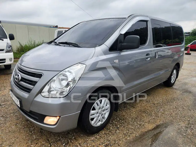2018 Hyundai Starex