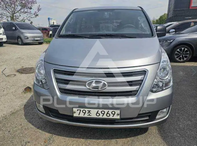 2018 Hyundai Starex