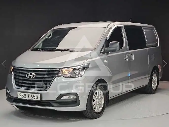 2018 Hyundai Starex