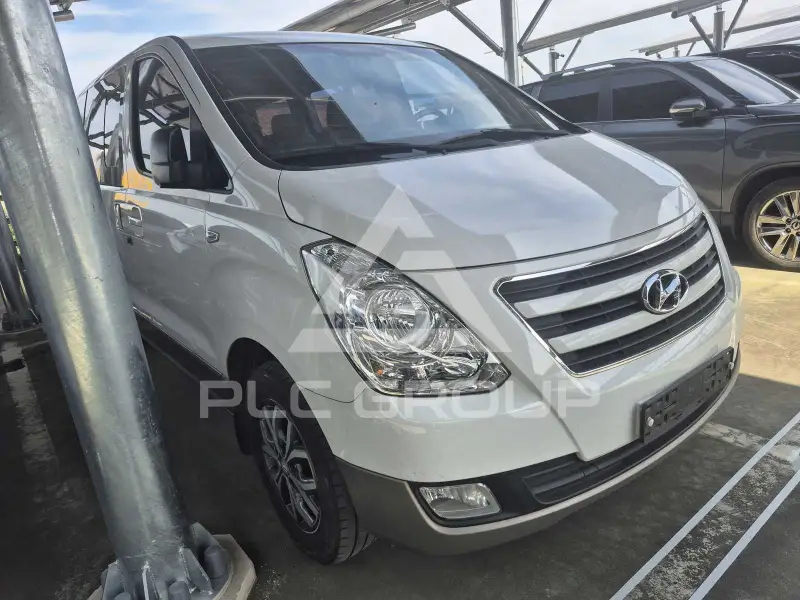 2018 Hyundai Starex