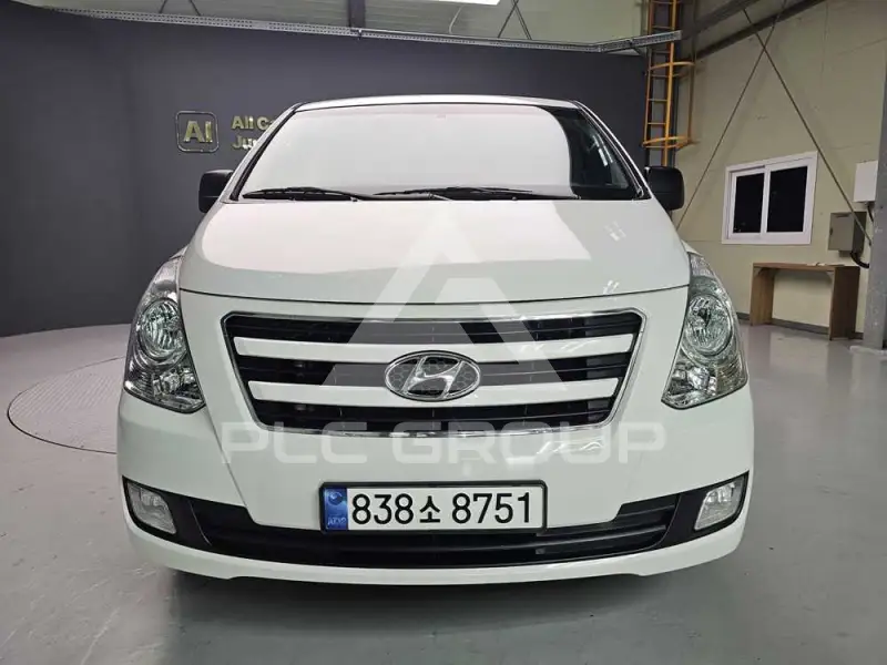 2018 Hyundai Starex