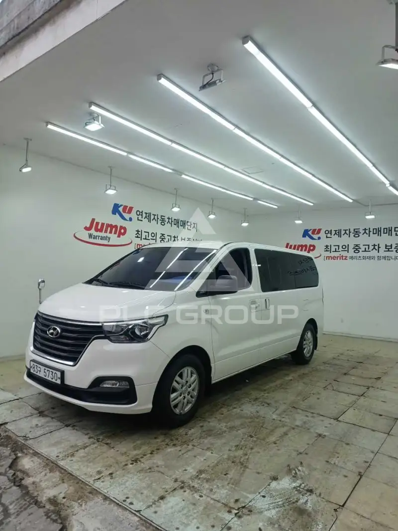 2018 Hyundai Starex