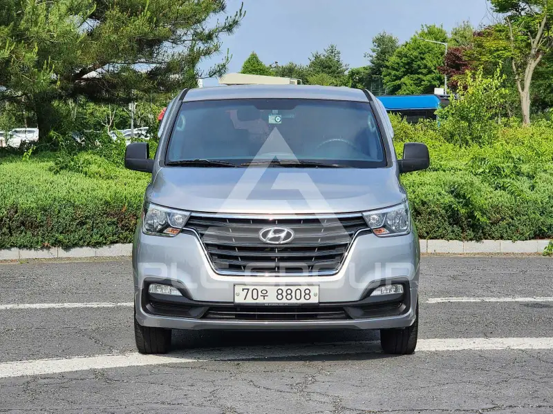 2018 Hyundai Starex