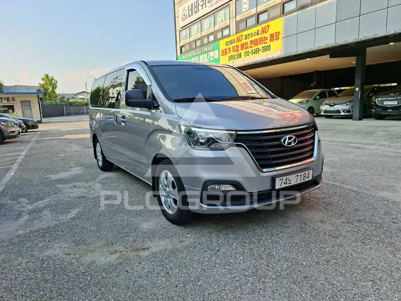 2018 Hyundai Starex
